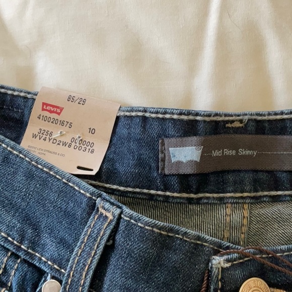 NWT Levi’s Mid-Rise Skinny Jeans - Picture 4 of 8
